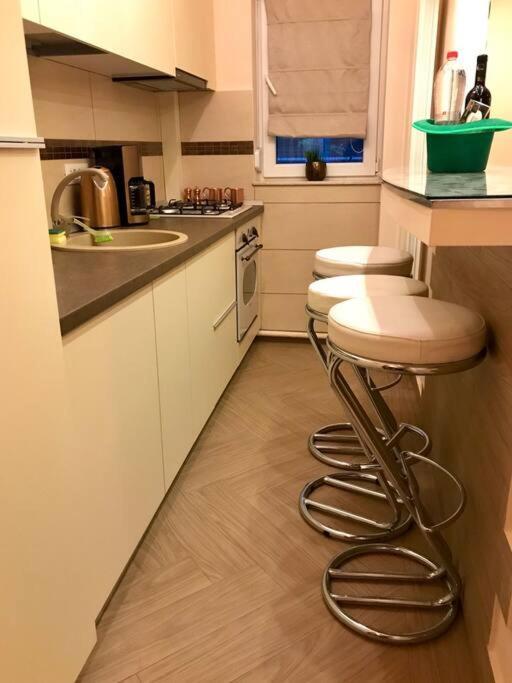 Modern & Central Apartment In North Of บูคาเรสต์ ภายนอก รูปภาพ